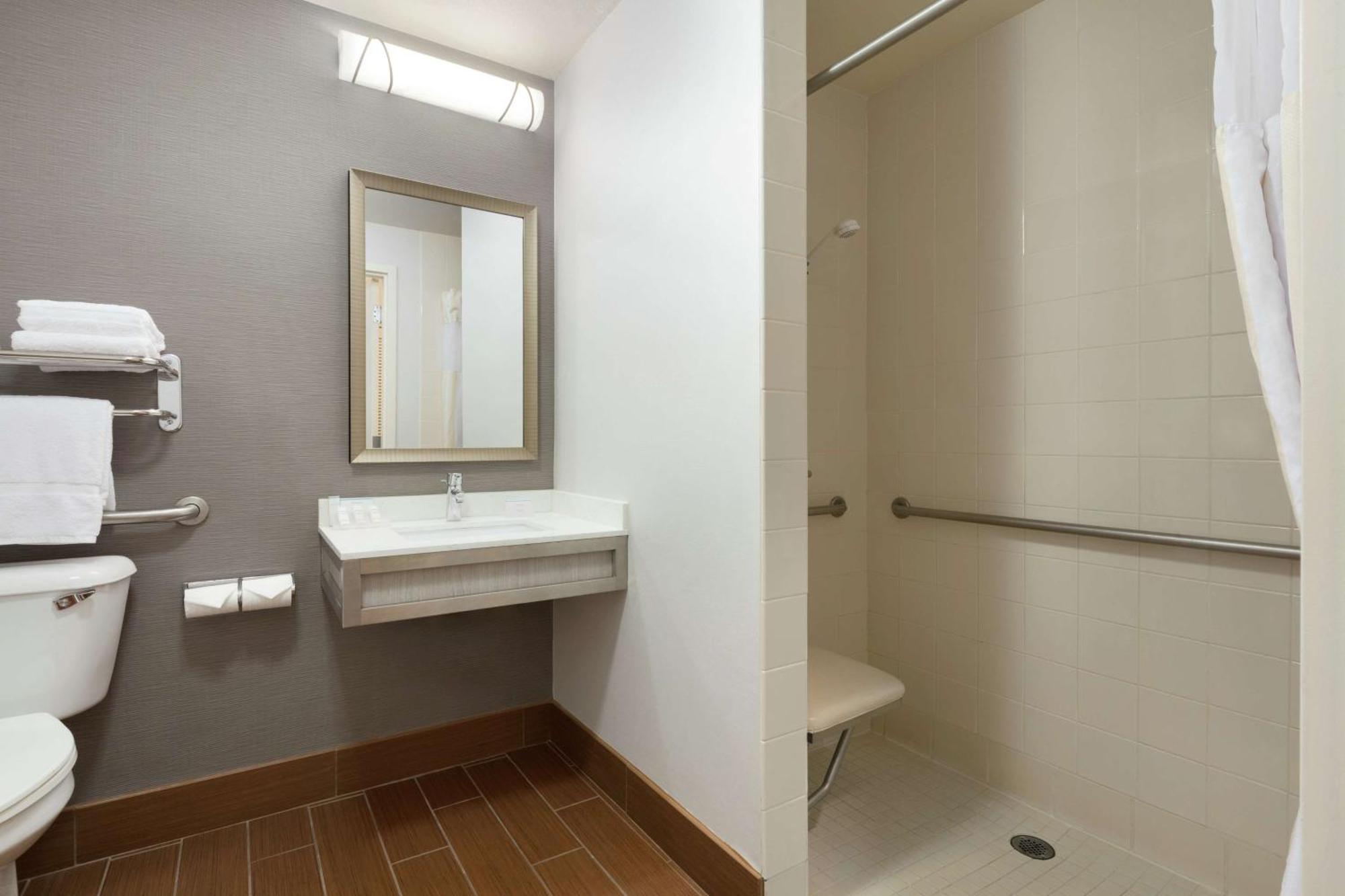 Hilton Garden Inn Gilroy Exterior foto